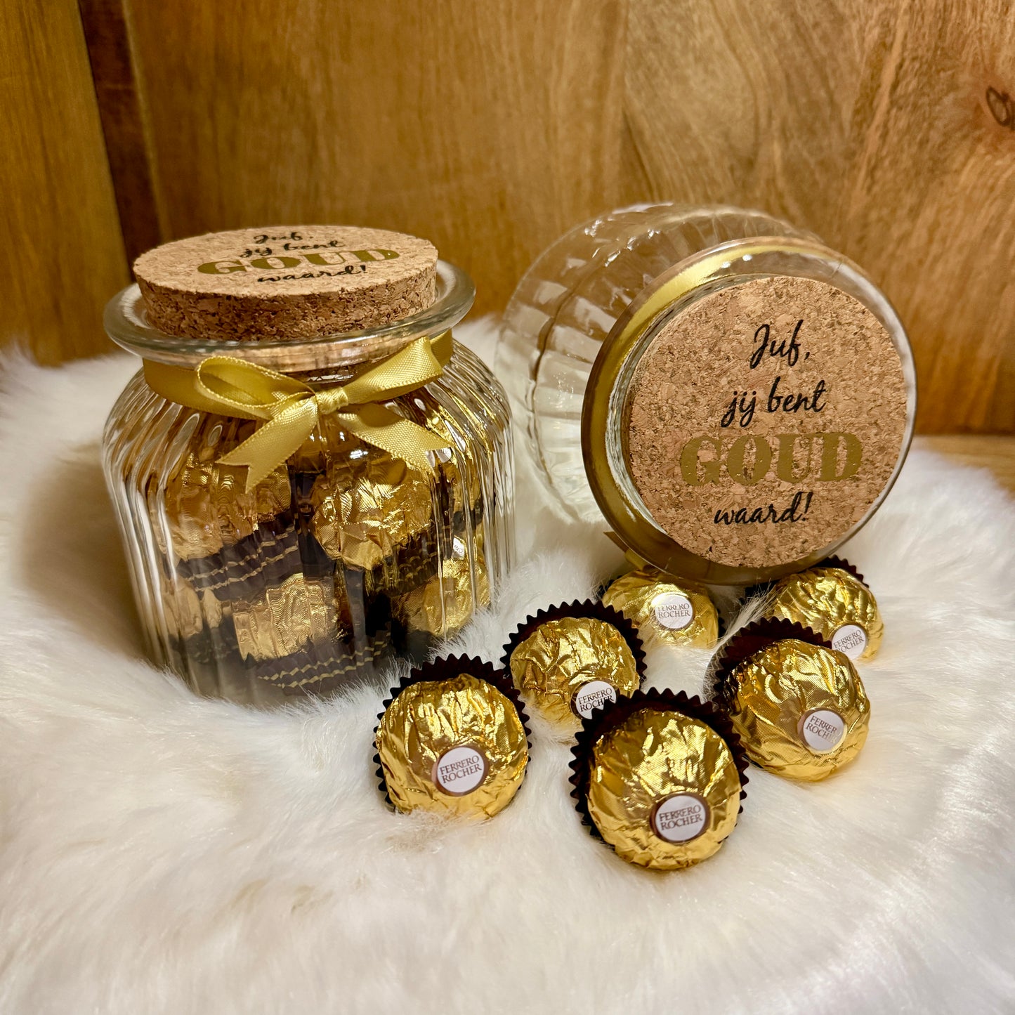 Glazen pot ‘Juf, jij bent goud waard!’ - Ferrero
